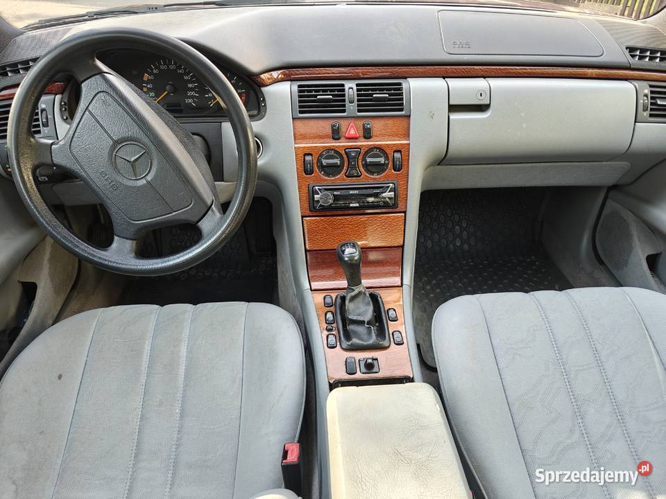 Mercedes E 220 Diesel W210 światła przeciwmgielne