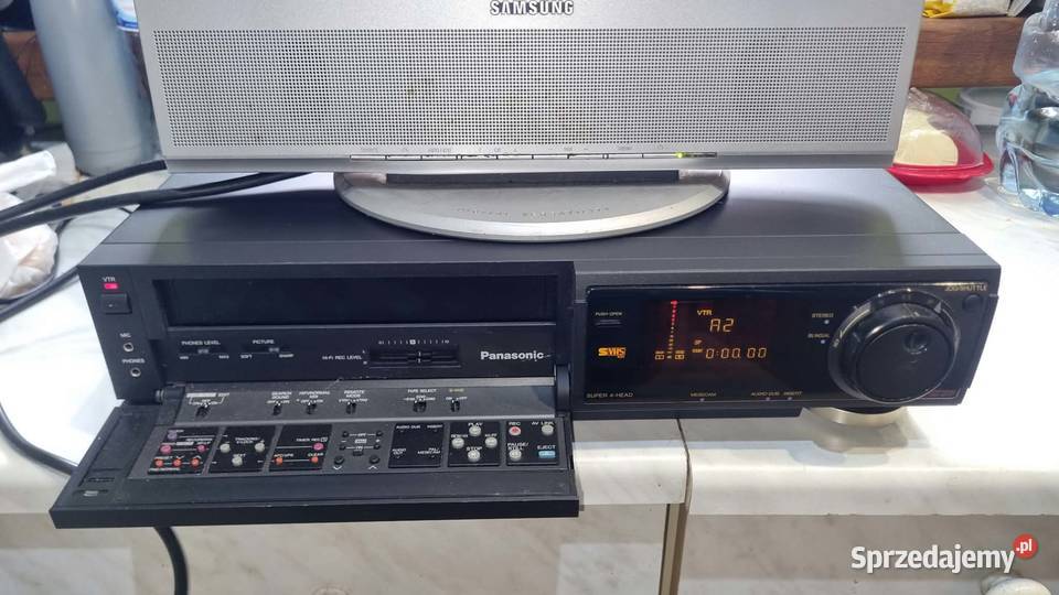 Magnetowid SVHS Panasonic NVFS88 Super VHS Warta