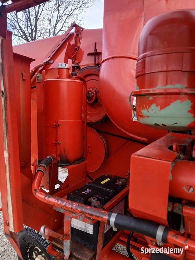 Kombajn fahr M600 z Niemiec świętokrzyskie Nowy Korczyn