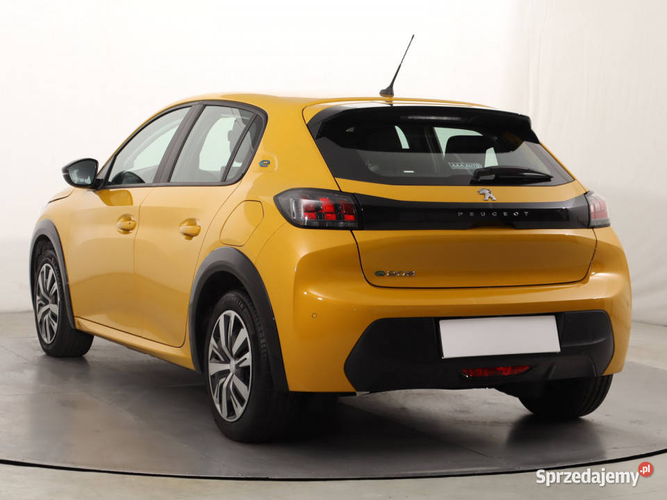 Peugeot e208 50 kWh poduszka powietrzna Katowice