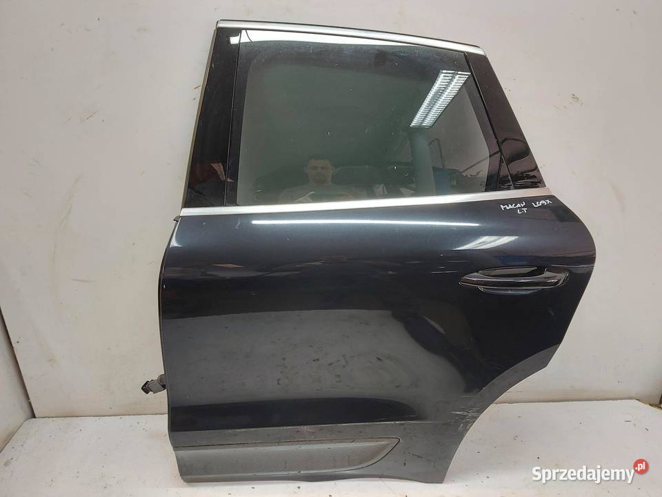 PORSCHE MACAN S 95B Drzwi tył lewy LC9X 2015 osobowe