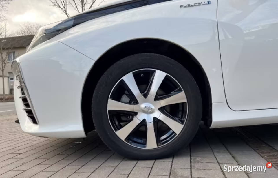 Wodorowa Wodór zero emisyjna Toyota Mirai Różan