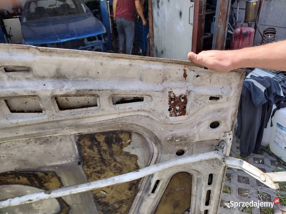 Maska BMW e24 E 24 rekin 635 1978 części blacharskie Otwock