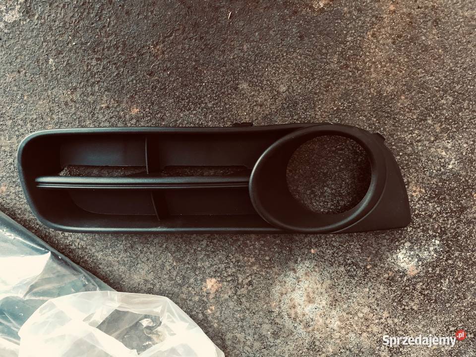 ATRAPA KRATKA ZDERZAKA SKODA ROOMSTER 07 PRAWA Bielsko-Biała