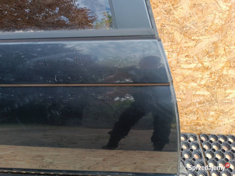 BMW E46 LIFT KOMBI DRZWI TYŁ TYLNIE PRAWE PRAWY Słowikowo