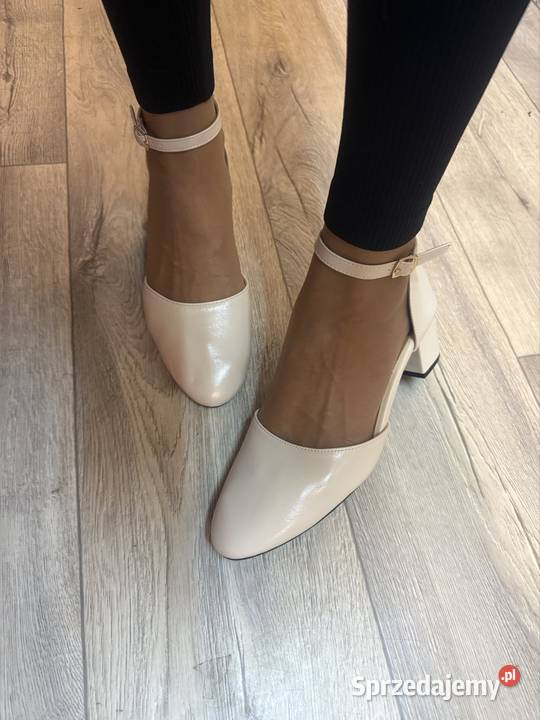 40 Beżowe czółenka wieczorowe z zapięciem Nowe małopolskie Kraków