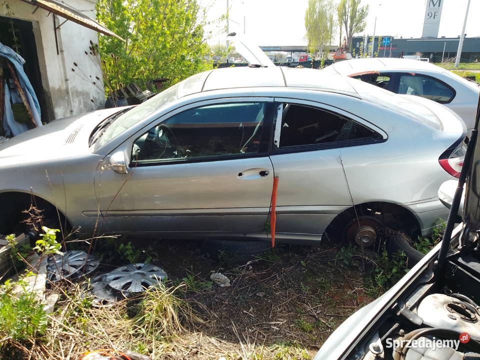 Auto złom 316ti 2001 cl203 2002 cl203 2001 tigra sprzedam