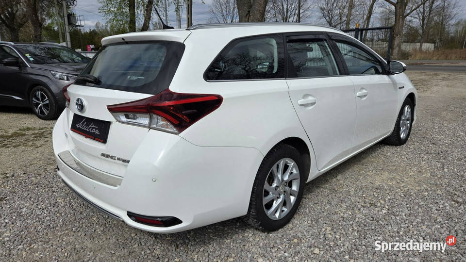 Toyota Auris 18 HSD 136 PDC Serwisowany Kamera czujnik parkowania mazowieckie Otwock Mały