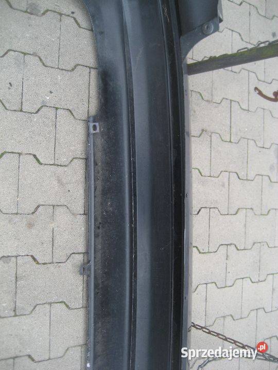 toyota camry kombi 9601r zderzak tył tylni
