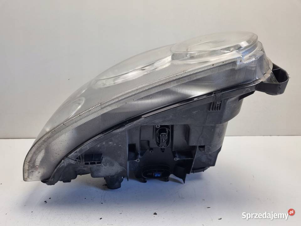 LAMPA PRAWA Rover Vogue L322 LIFT PRZEDNIA prawy osobowe Rudka