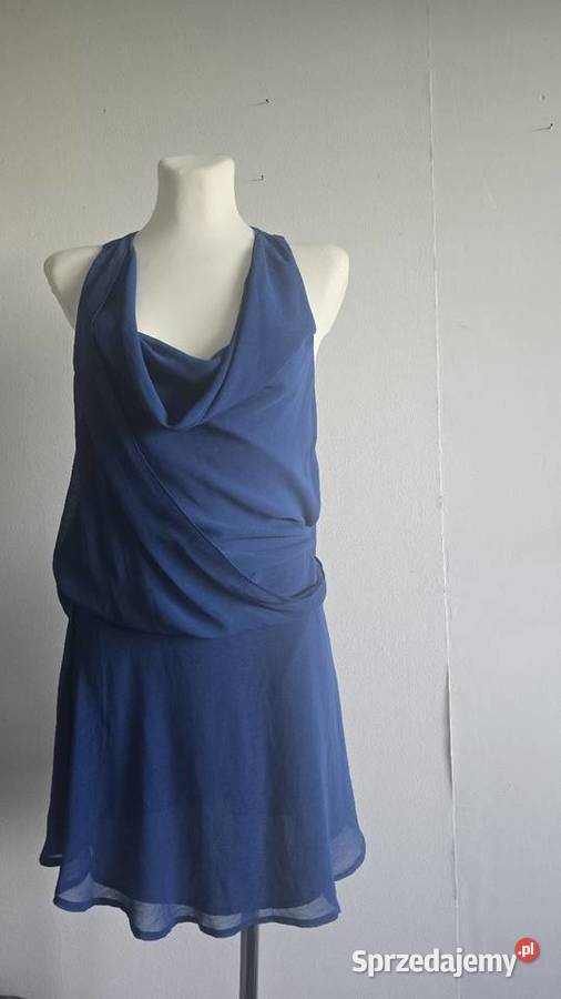 Sukienka firmy Warehouserozmiar M