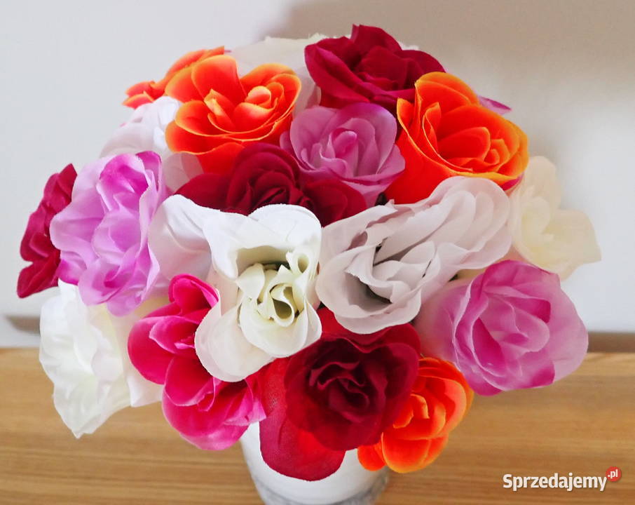 Róże pąki wyrobowe wysokość 7,5cm piękne kolory!