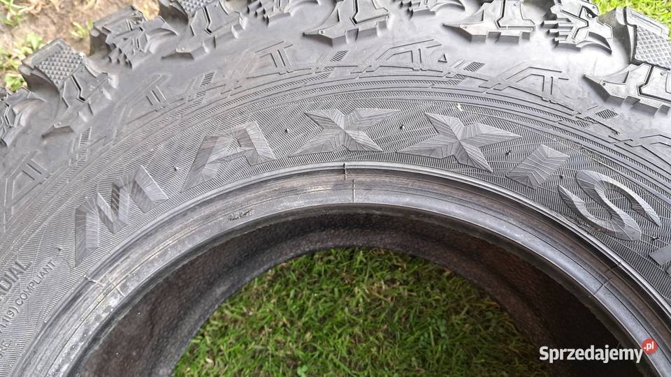 KOMPLET OPON MAXXIS LIBERTY 235x80 R14