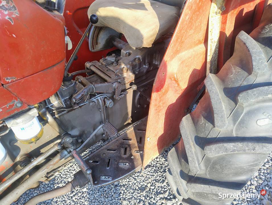 Massey Ferguson 133 nie 255 Zameczek-Kolonia