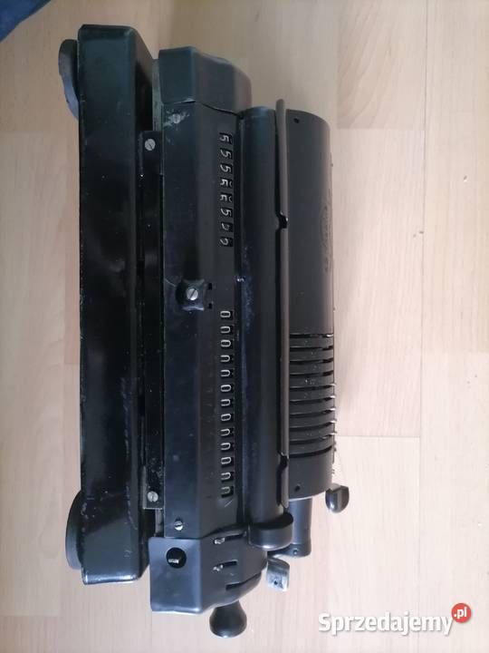 Stara maszyna do liczenia z lat 50 tych Kraków