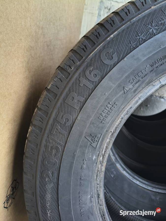 4 opony zimowe Barum 20575 r16c 110108r 205