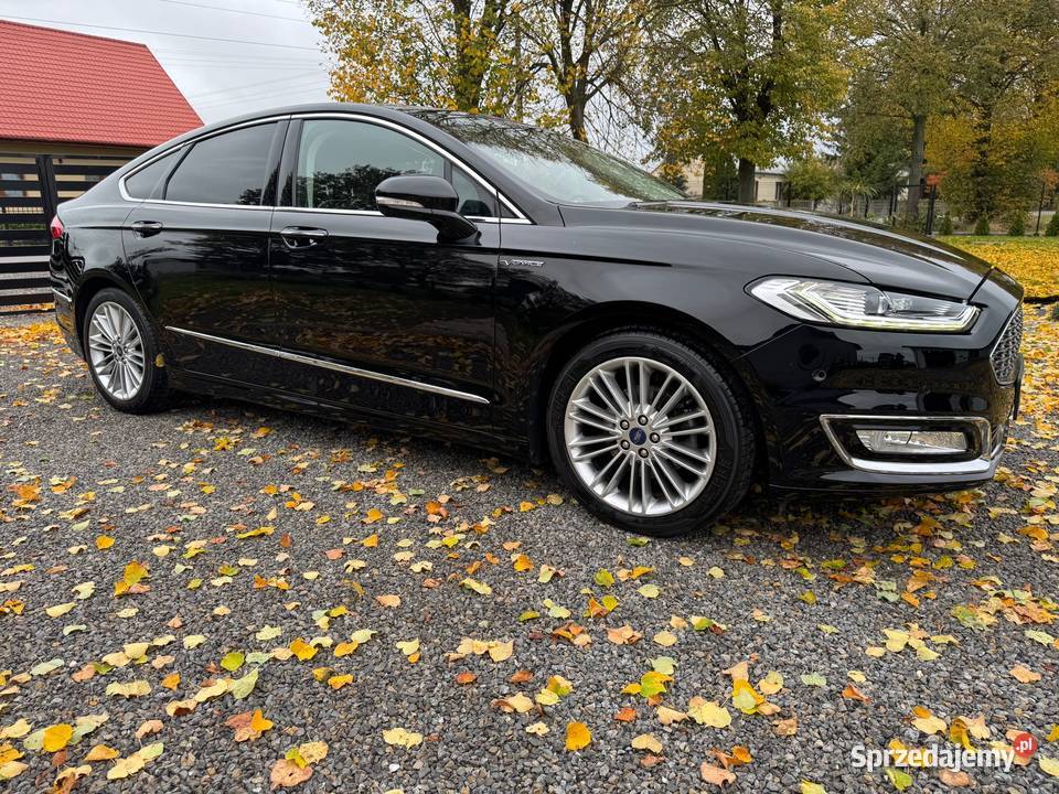 Sprzedam Ford Mondeo Vignale 2018r Ostrówki