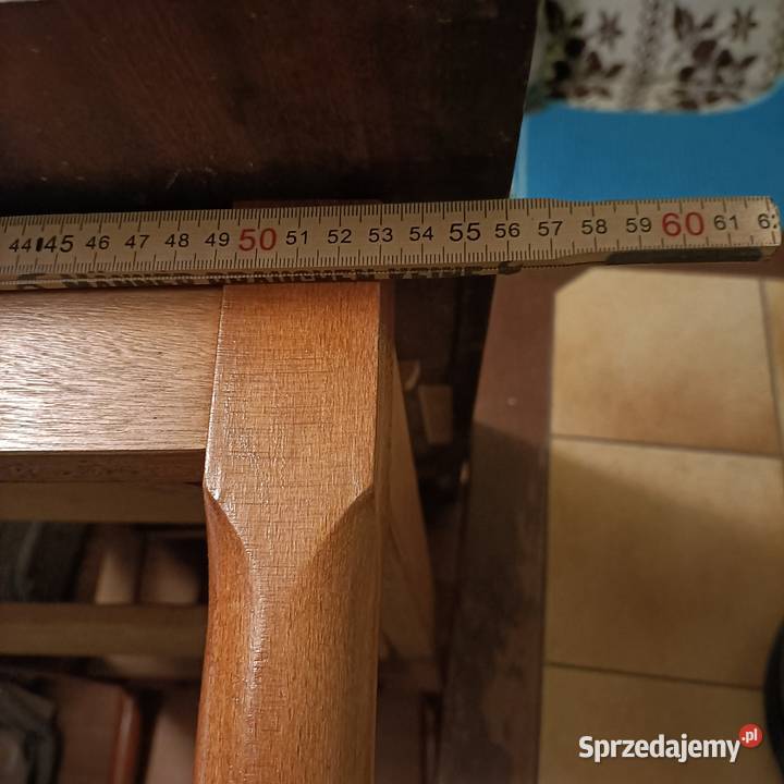 Sprzedam stół rozkładany na boki i wysokość Lipka