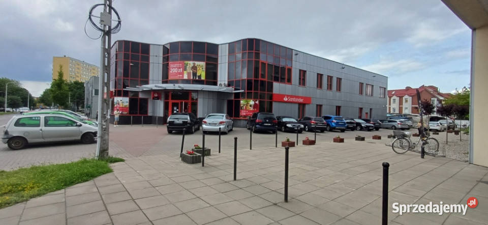 Budynek biurowo usługowy w ścisłym centrum mazowieckie