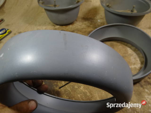 obudowy lamp Trabant 2 NOWE org DDR osobowe Żary