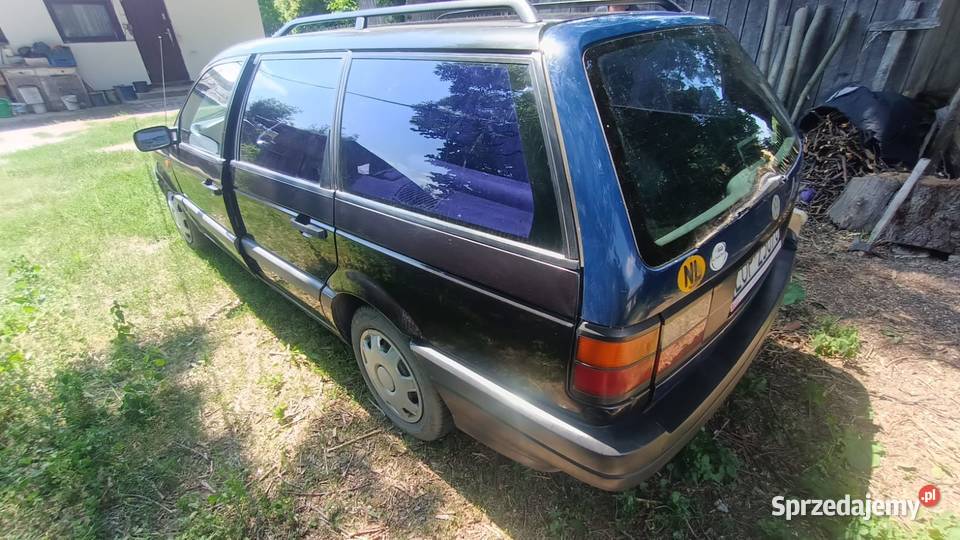 Sprzedam samochód Volkswagen Passat B3 1991r 1800cm3 Chodel