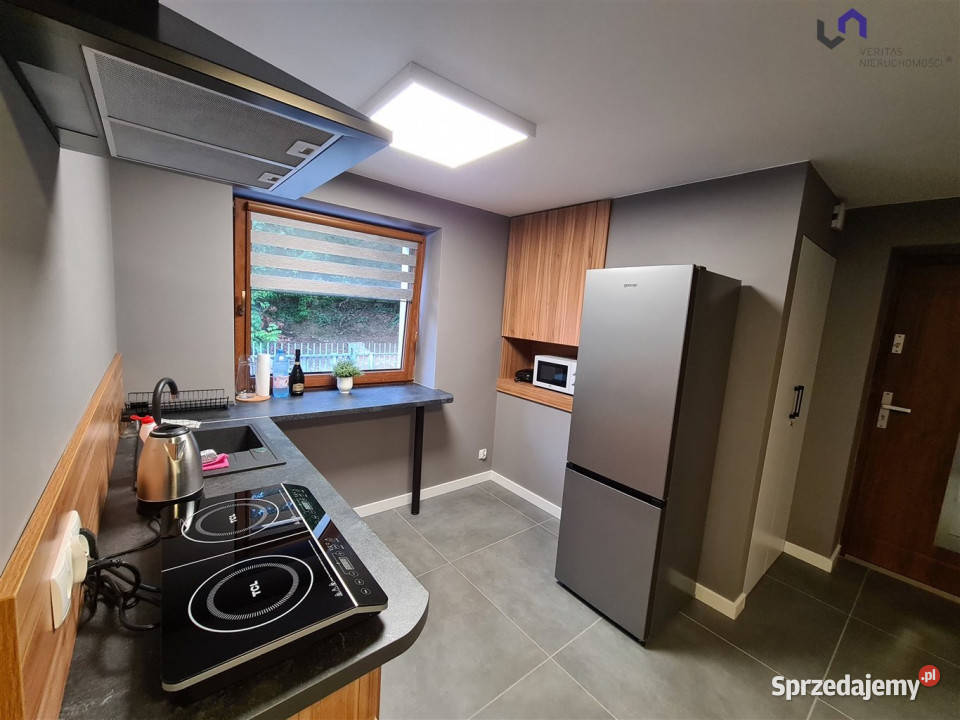 sprzedaży lokalu 140m2 Wisła