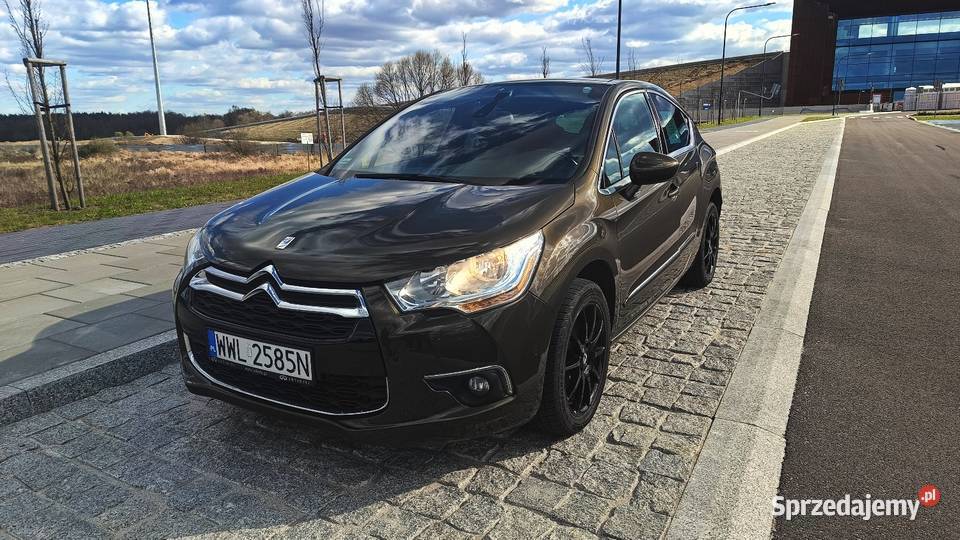 Citroen DS4 16 benzyna 2012r 142000 mazowieckie