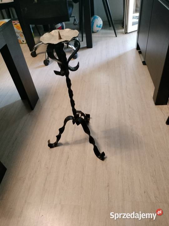 Stary Kuty świecznik metalowy 63 Choszczno