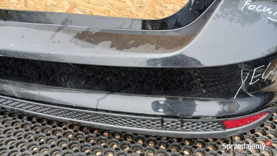 FORD FOCUS MK3 HB ZDERZAK TYŁ FB Zderzaki wielkopolskie
