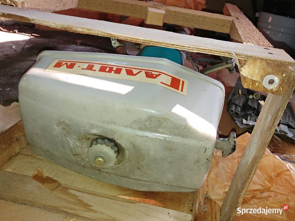 Salut M silnik zaburtowy do łodzi nie pływany Wrocław