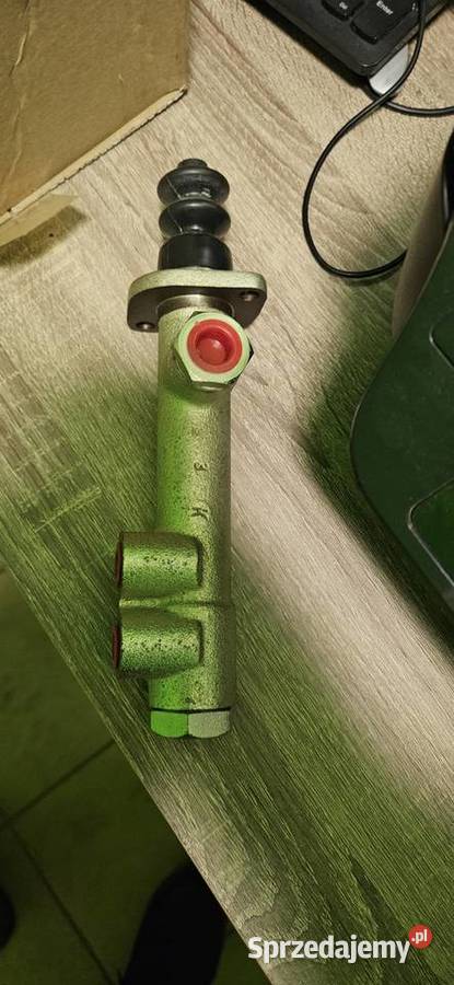 Nowa pompka hamulcowa z wyrównywaczem ursus c360