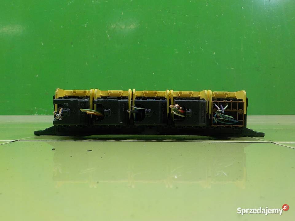 KUGA MK1 I 20 TDCI 08r modul sterownik komfortu Układ elektryczny, zapłon mazowieckie Suków