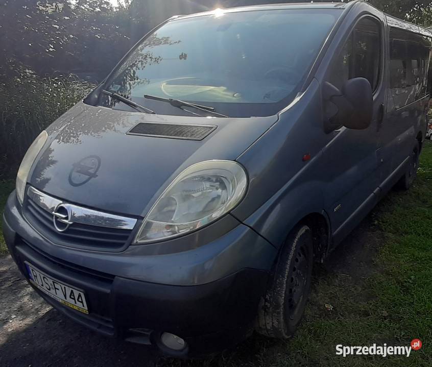 Bus opel vivaro 9os 20 diesel Vivaro Jarosław sprzedam