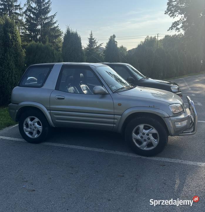 Toyota Rav4 20 gaz 1996r 4x4 2/3 sprzedam