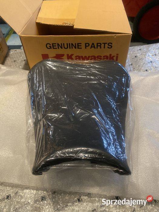 Kanapa Kawasaki Z900 Nowa N83