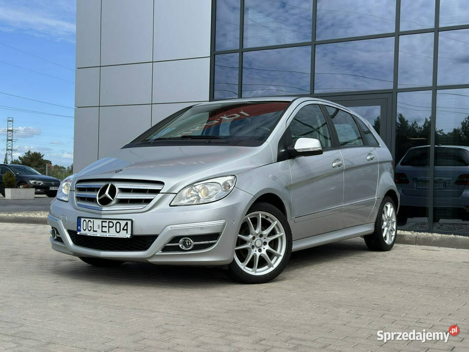 Mercedes B 180 Półskóra Klimatyzacja Czujniki światła przeciwmgielne Kąty Opolskie
