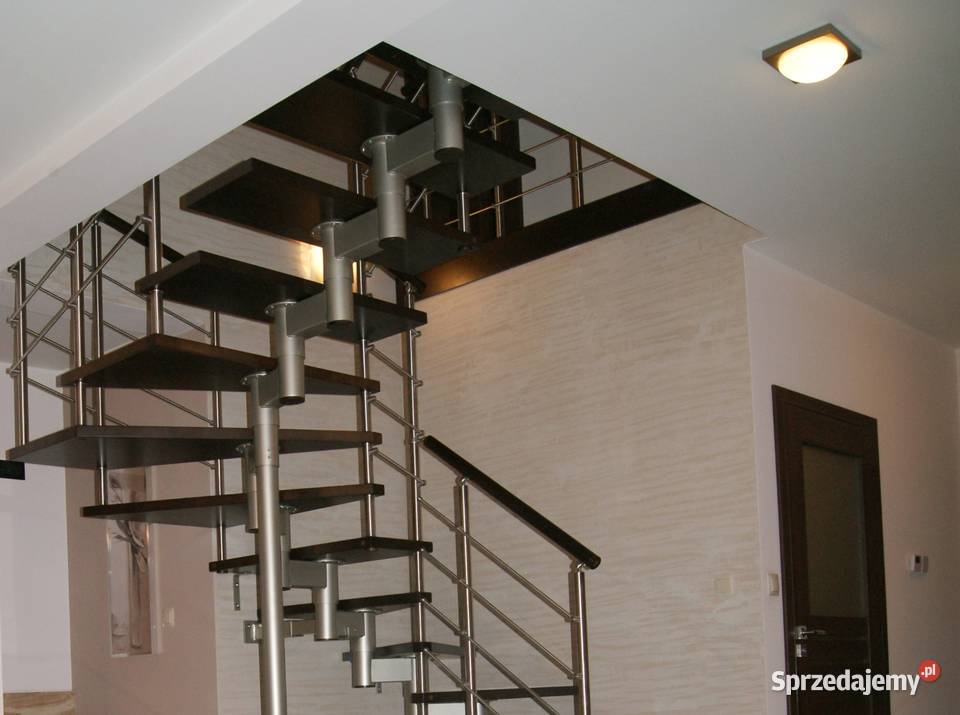 Schody metalowe CORA model Mix 200 vertical U180 drewno Kościan sprzedam