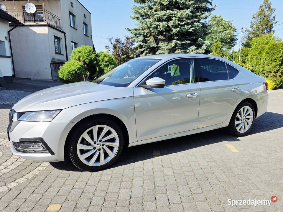 Zgłoś KODA Octavia sedan 20 TSI 4x4 190 DSG światła LED Będzin
