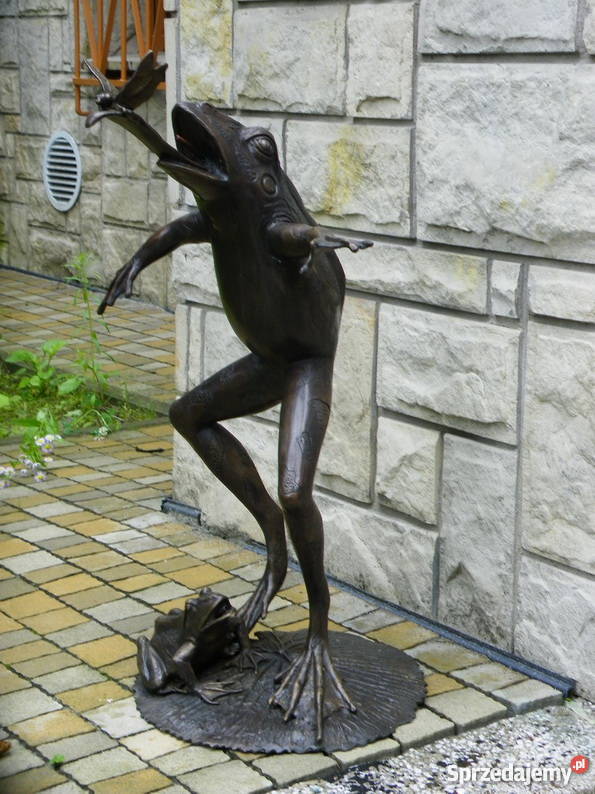 PLUJĄCA ŻABA W WASZKĘ FONTANNA Z BRĄZU ŻABA sprzedam