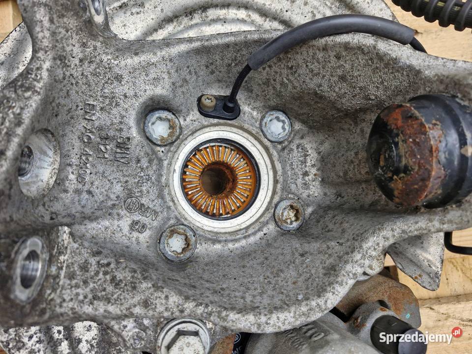 6873828 BMW F30 F31 ZWROTNICA AMORTYZATOR