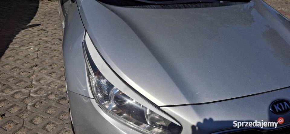 Reflektory przednie komplet Kia Ceed 2014r Straszyn sprzedam