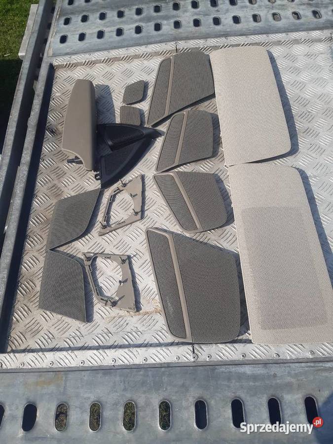 Audi a4 b8 plastiki kratka głośnik Osłony i zaślepki Wrocław