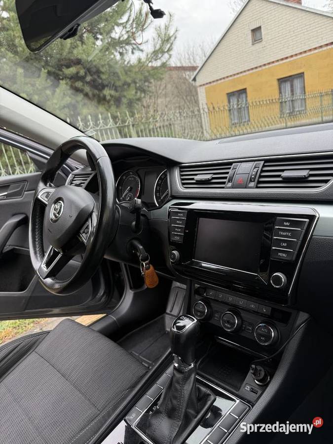 Skoda Superb Kombi 2016 16 TDI 120 DSG 256 000 mazowieckie Osiny sprzedam