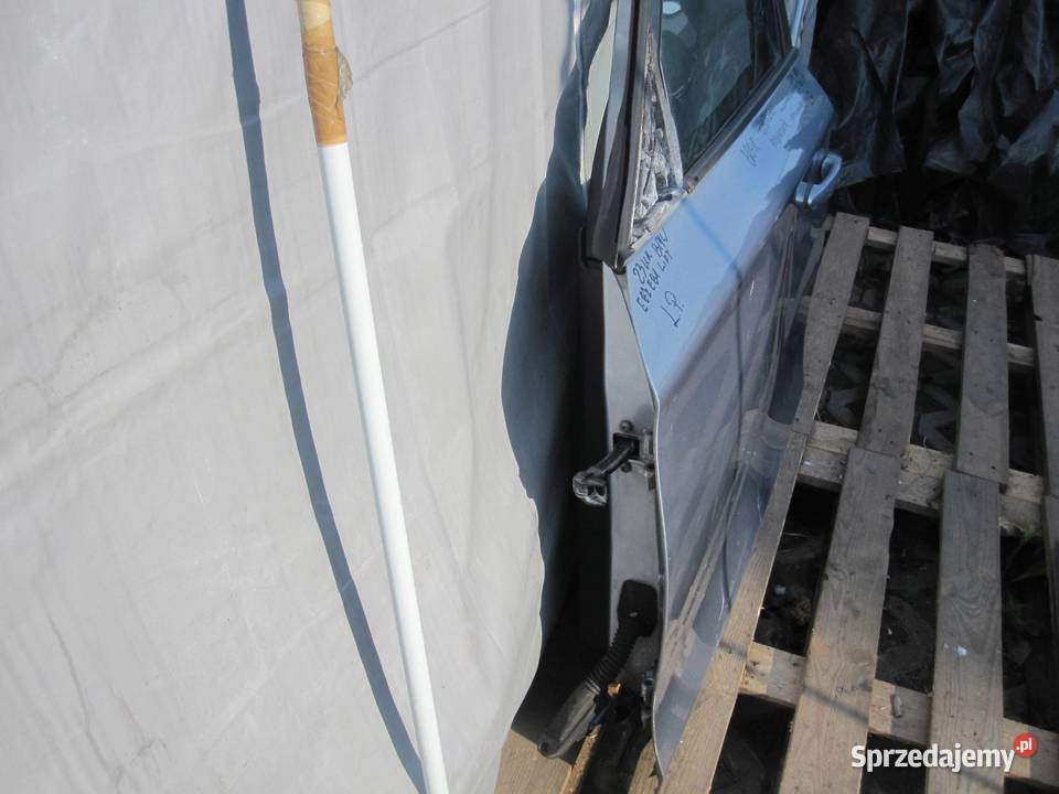 BMW E81 E87 LIFT 09r HB 5D drzwi lewe przód