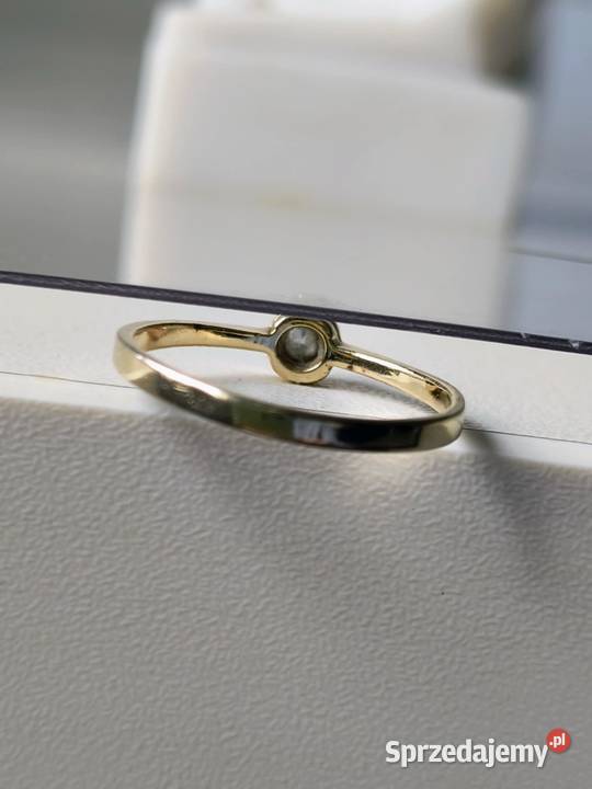 Złoty pierścionek z brylantem złoto Pierścionki Rybnik