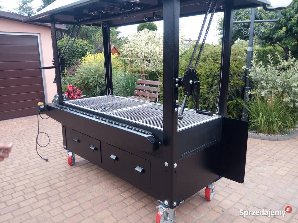 grill gastronomiczny cateringowy na szaszłyki Damasławek