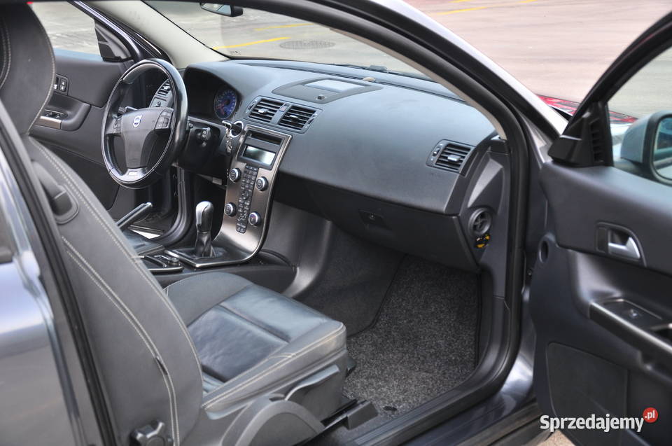 Volvo C30 D2 RDesign 2012 r Rok produkcji 2012 Kutno