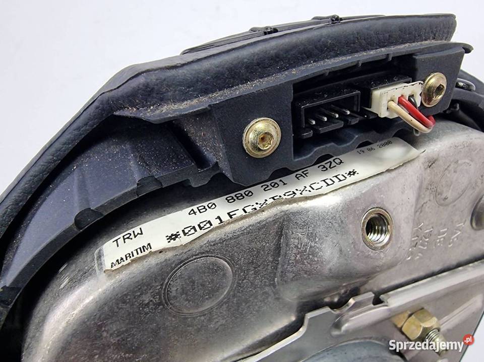 PODUSZKA AIRBAG AUDI A4 B5 4B0880201AF Lipno