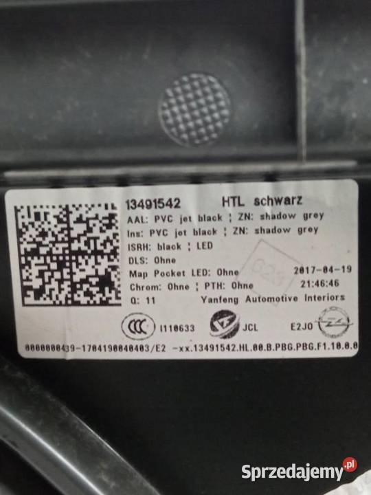 TAPICERKA BOCZEK LEWY TYŁ HB Opel Insignia II osobowe sprzedam