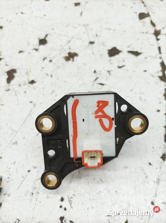 PRZEŁĄCZNIK HAMULCA RĘCZNEGO POSTOJOWEGO Toyota